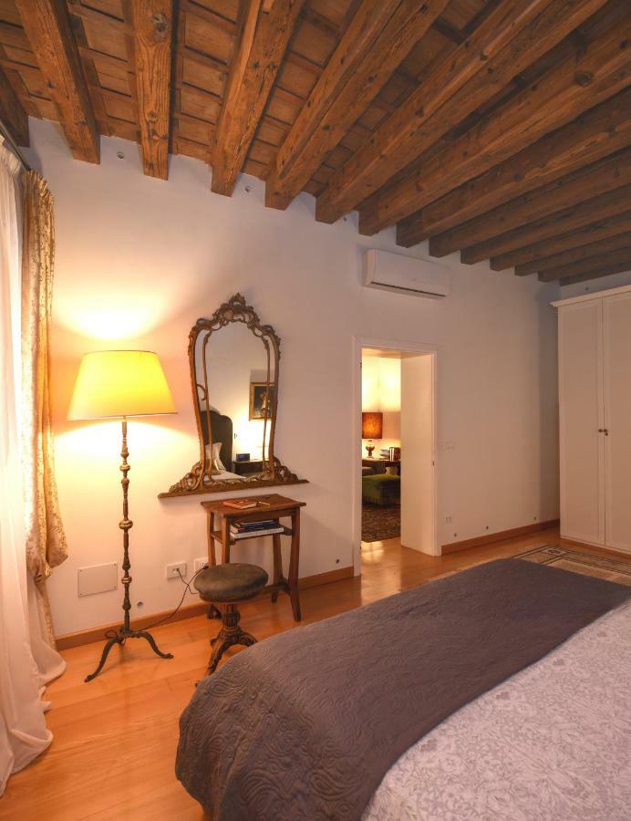 Leone Marciano Venice Apartment Independent And Private Entrance ภายนอก รูปภาพ